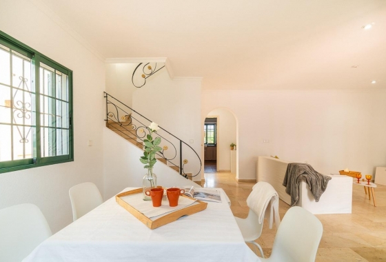 Rynek wtórny - Villa - Orihuela Costa - Villamartín