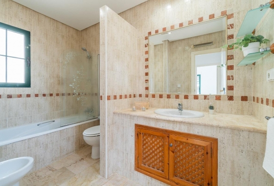 Rynek wtórny - Villa - Orihuela Costa - Villamartín