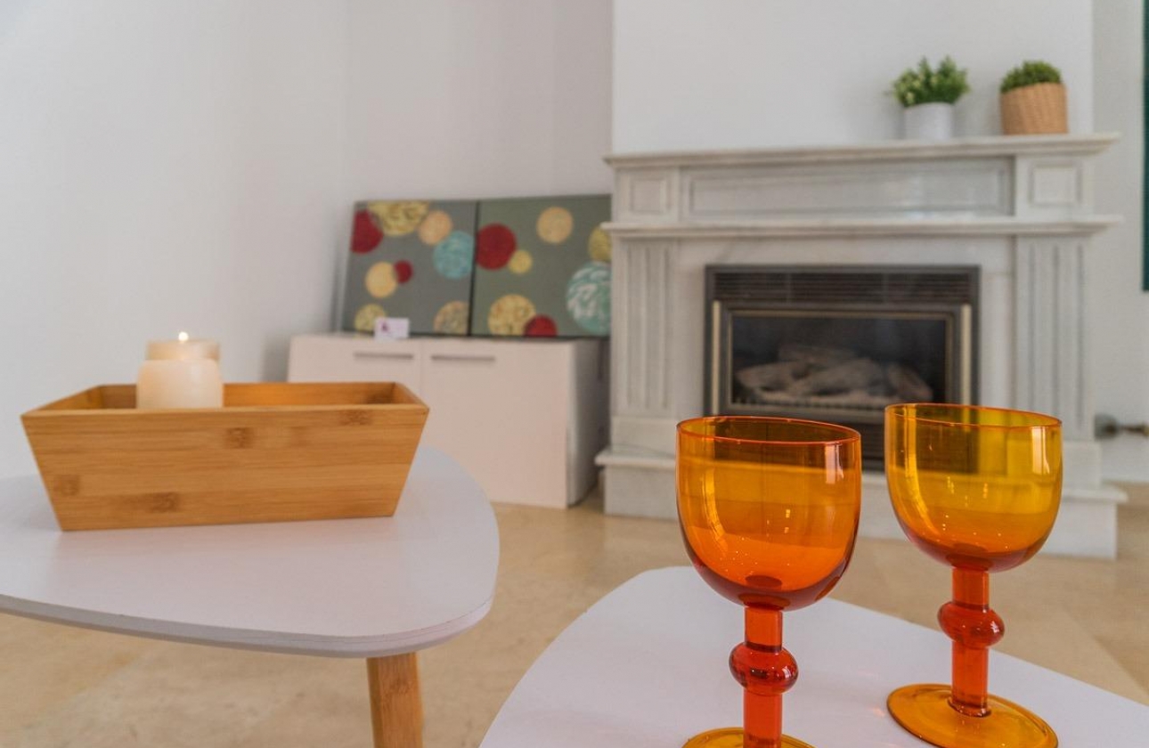 Rynek wtórny - Villa - Orihuela Costa - Villamartín