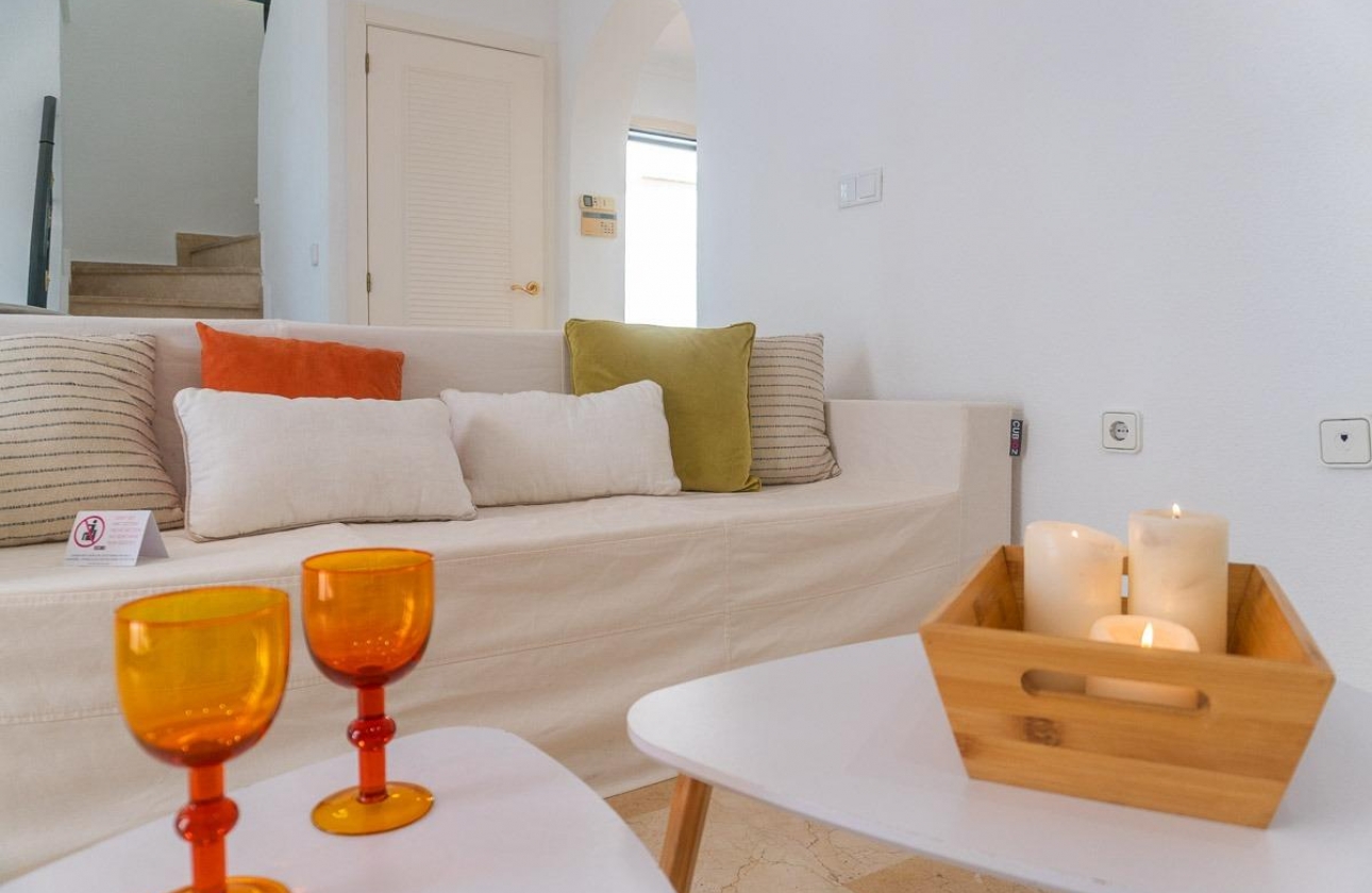 Rynek wtórny - Villa - Orihuela Costa - Villamartín