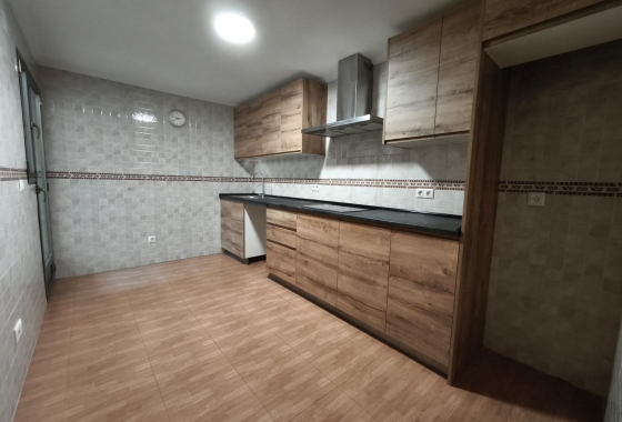 Rynek wtórny - Apartament - San Isidro De Albatera - San Isidro