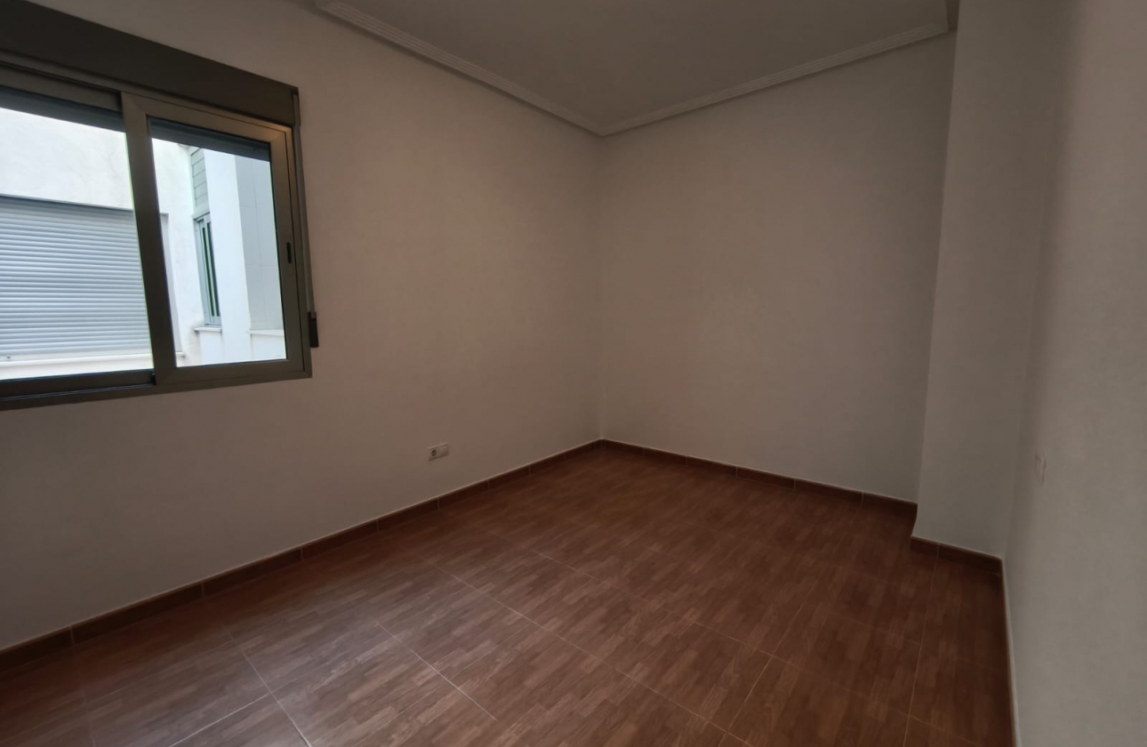 Rynek wtórny - Apartament - San Isidro De Albatera - San Isidro