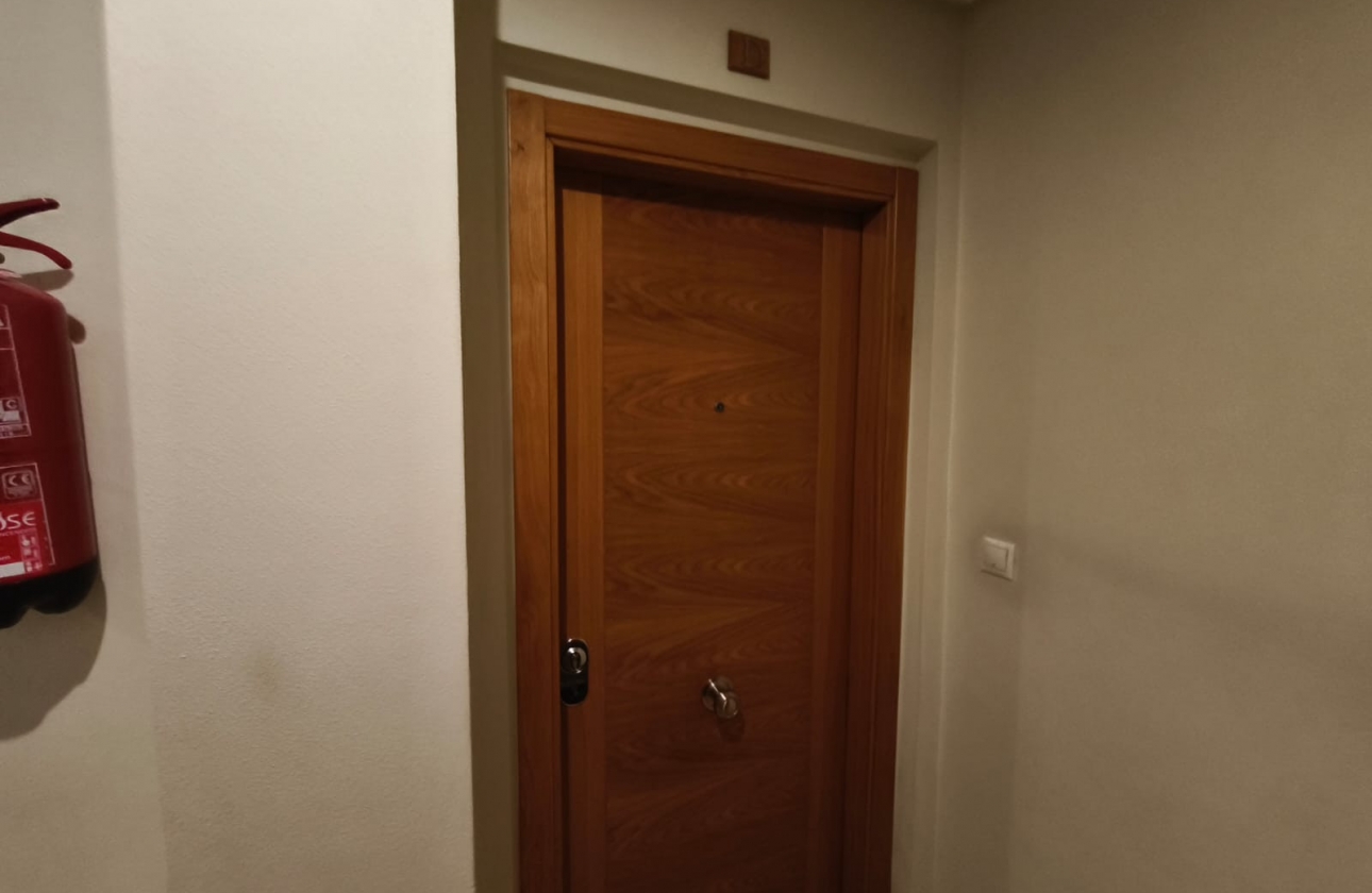 Rynek wtórny - Apartament - San Isidro De Albatera - San Isidro