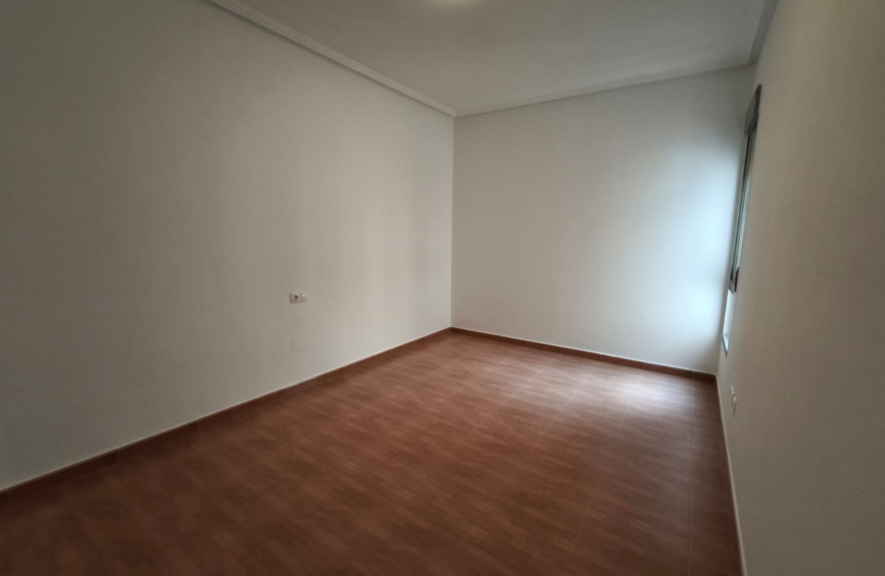 Rynek wtórny - Apartament - San Isidro De Albatera - San Isidro