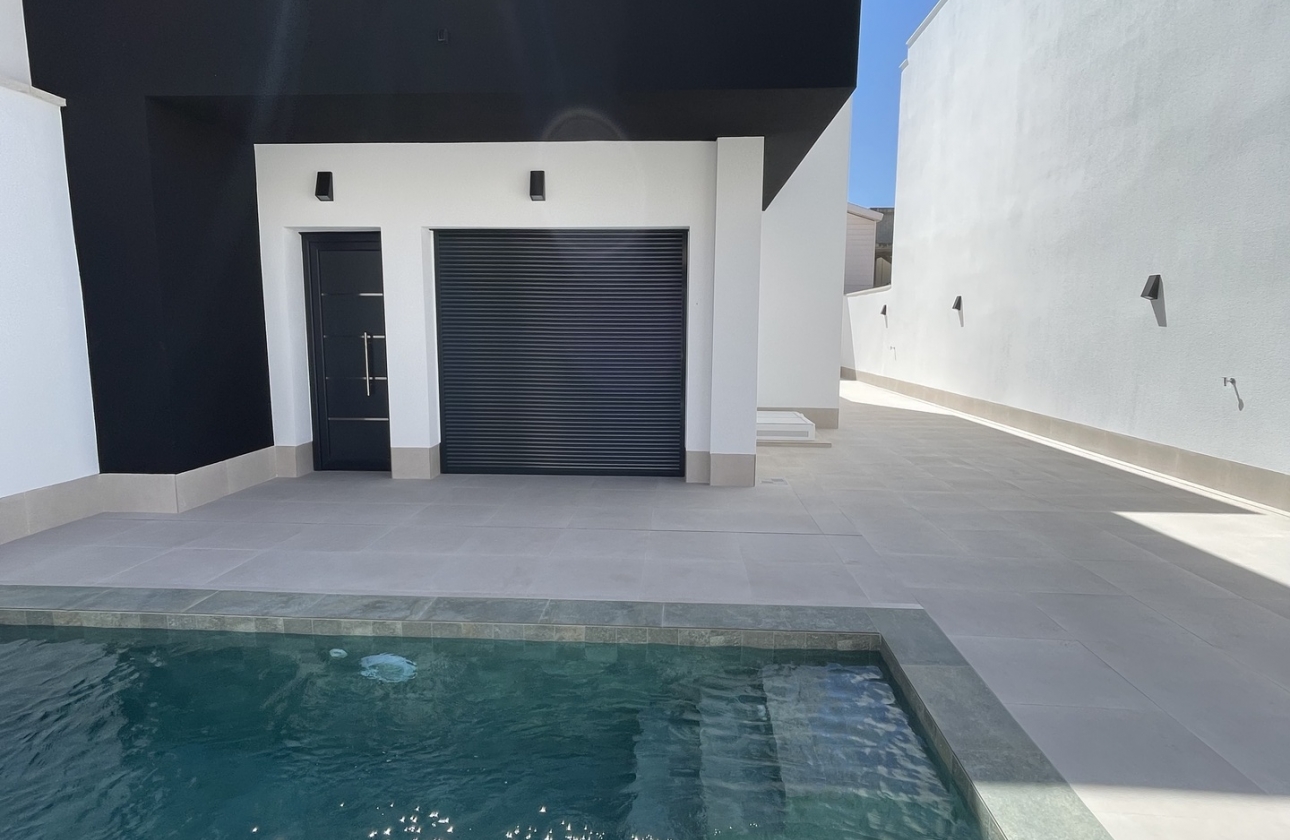 New Build - Detached - Heredades