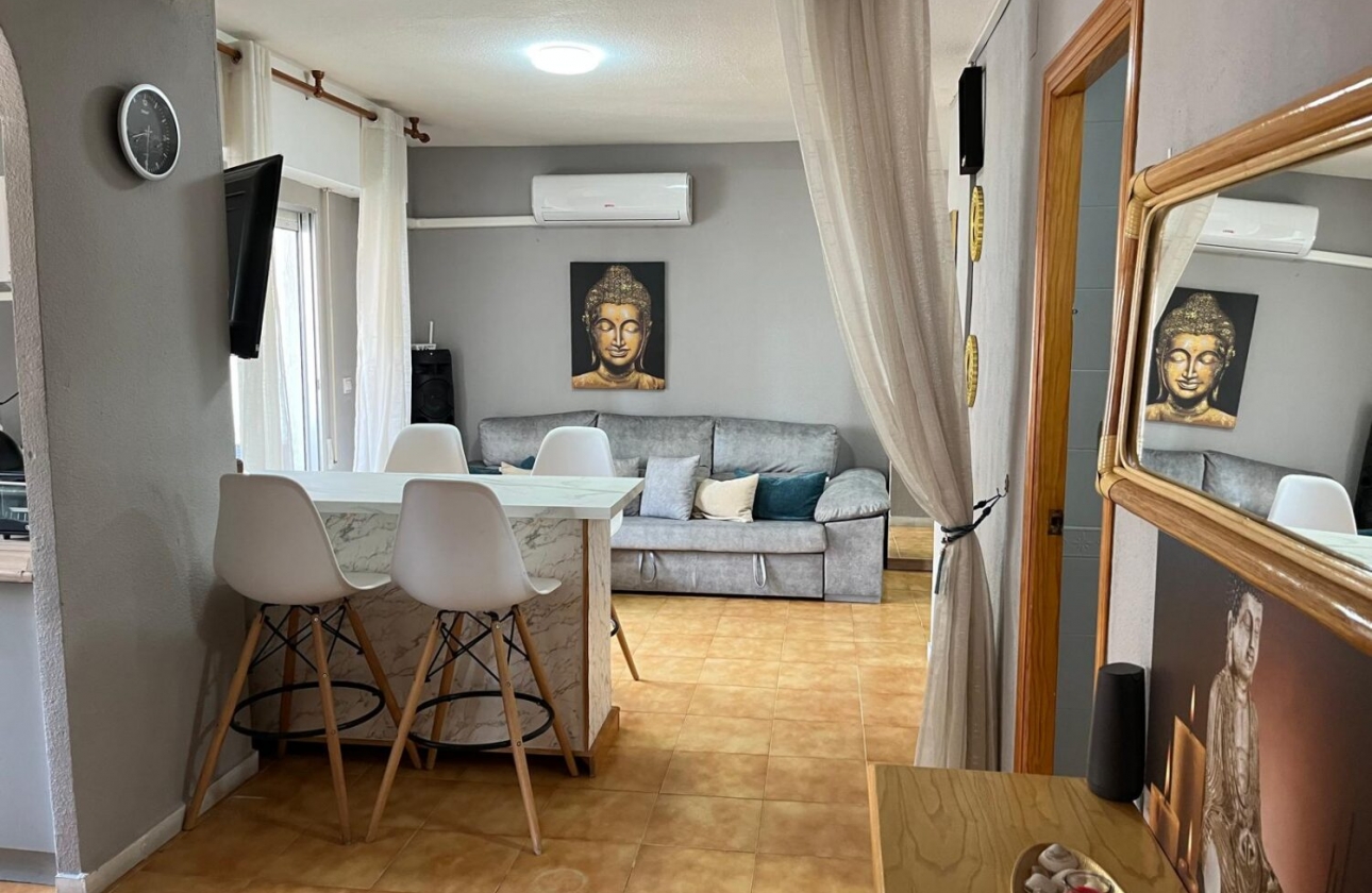 Rynek wtórny - Apartament - Torrevieja - La Mata