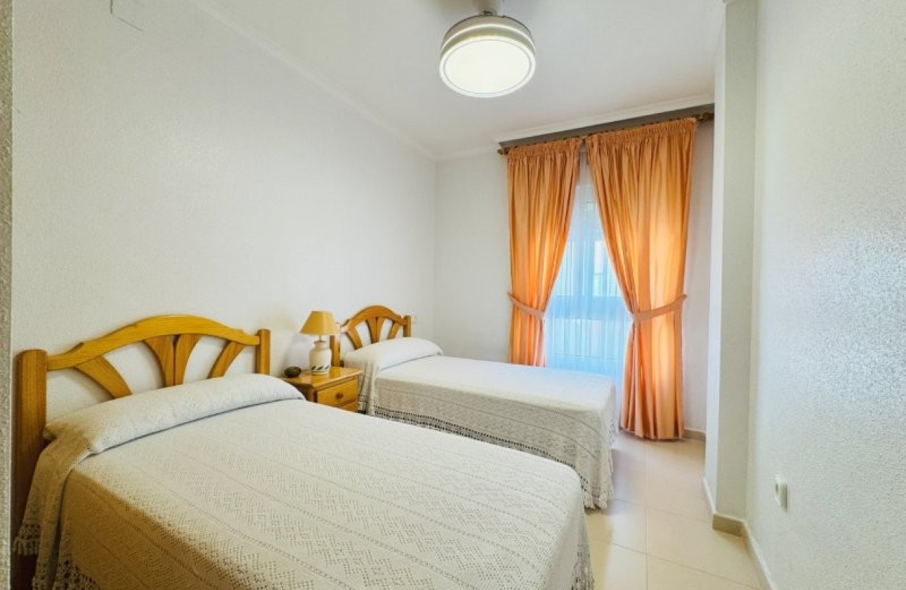 Rynek wtórny - Apartament - Torrevieja - La Mata