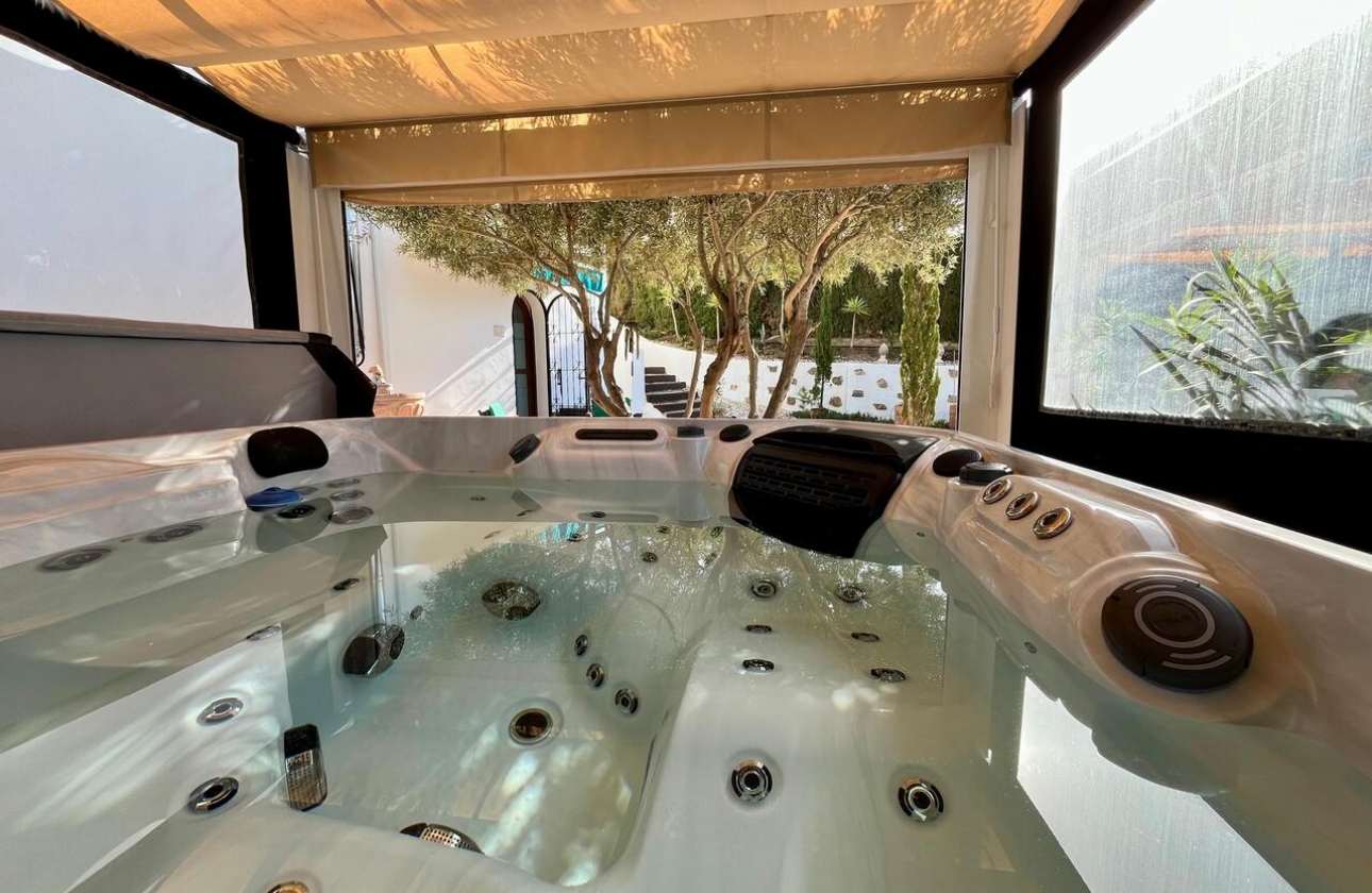 Rynek wtórny - Villa - Orihuela Costa - Villamartín