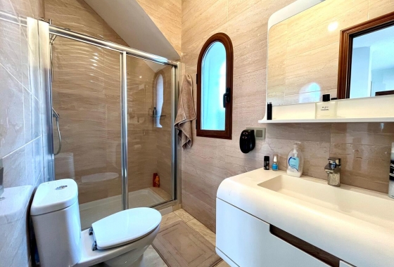 Rynek wtórny - Villa - Orihuela Costa - Villamartín