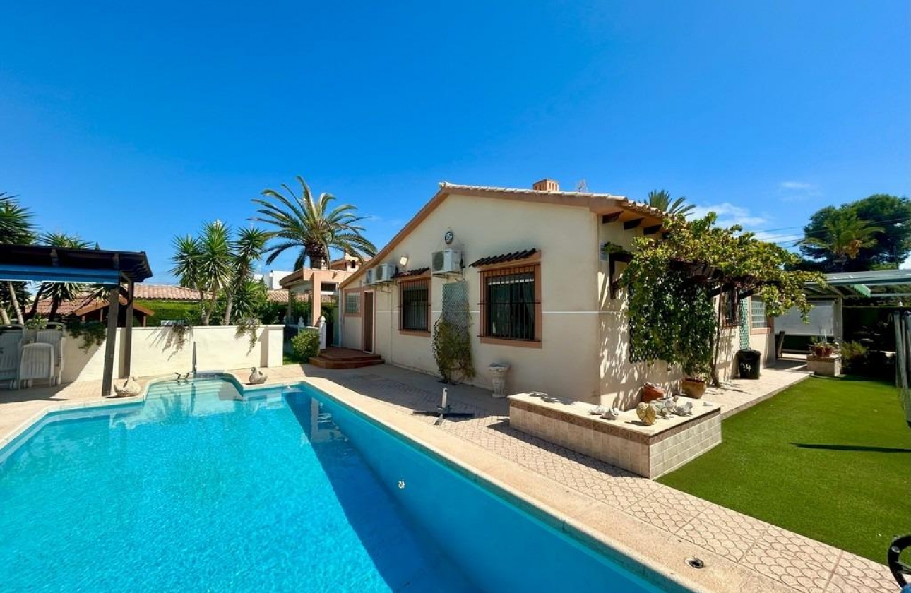 Rynek wtórny - Villa - Orihuela Costa - Cabo Roig