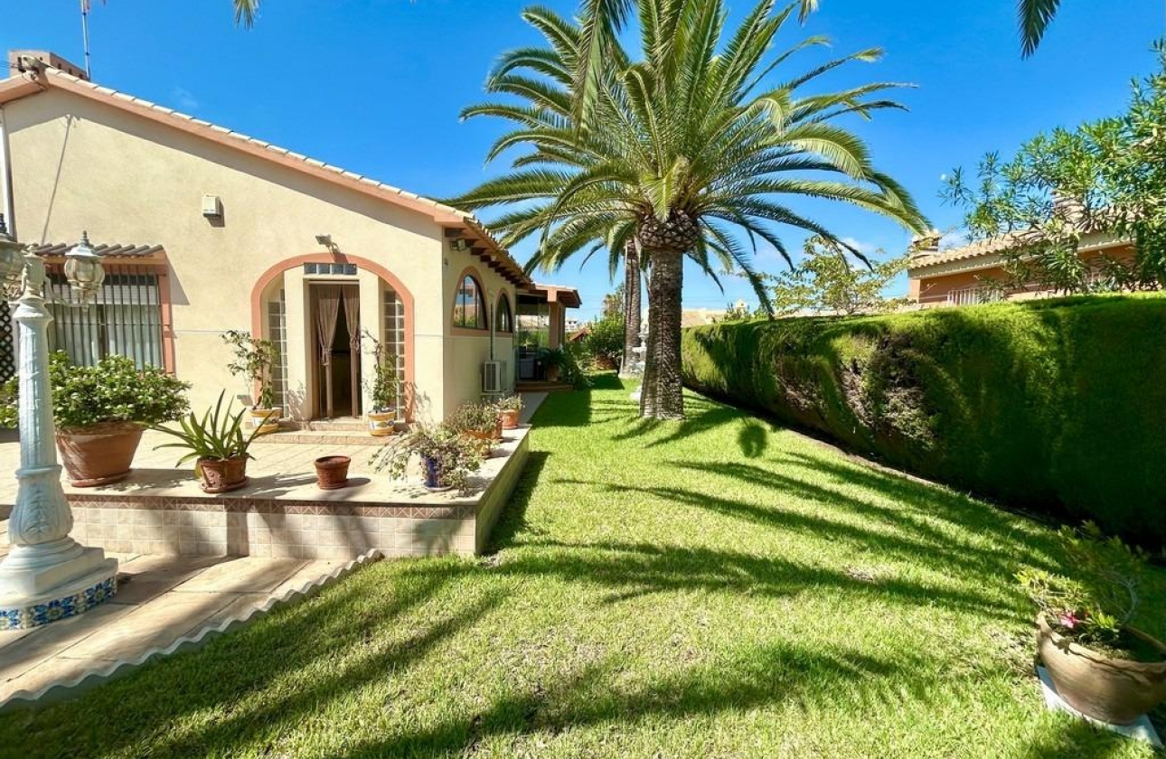 Rynek wtórny - Villa - Orihuela Costa - Cabo Roig