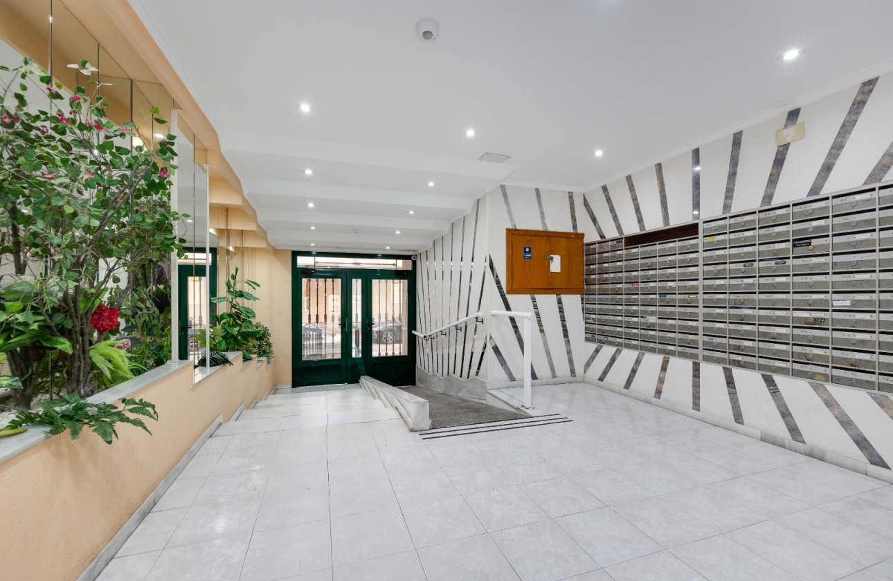 Rynek wtórny - Apartament - Torrevieja - Acequion