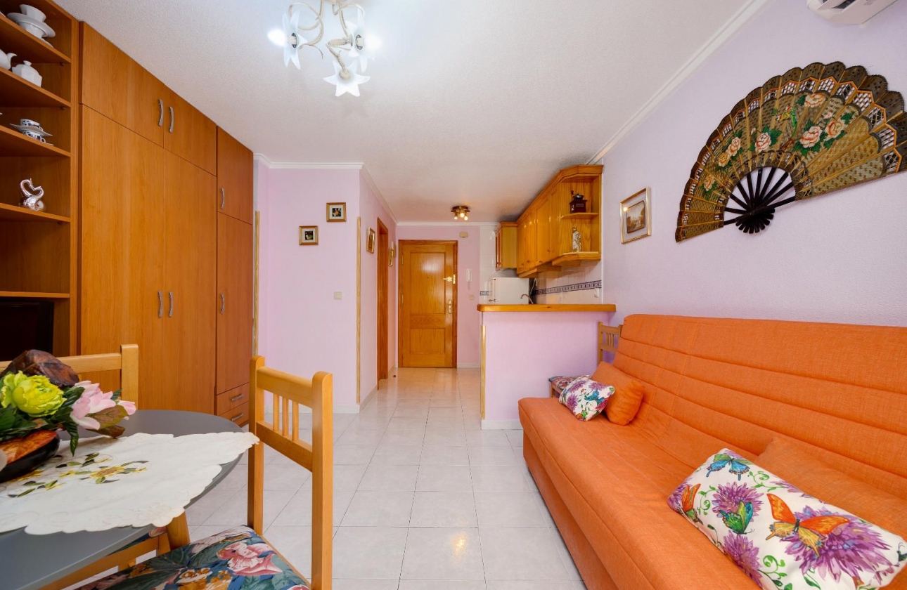 Rynek wtórny - Apartament - Torrevieja - Acequion