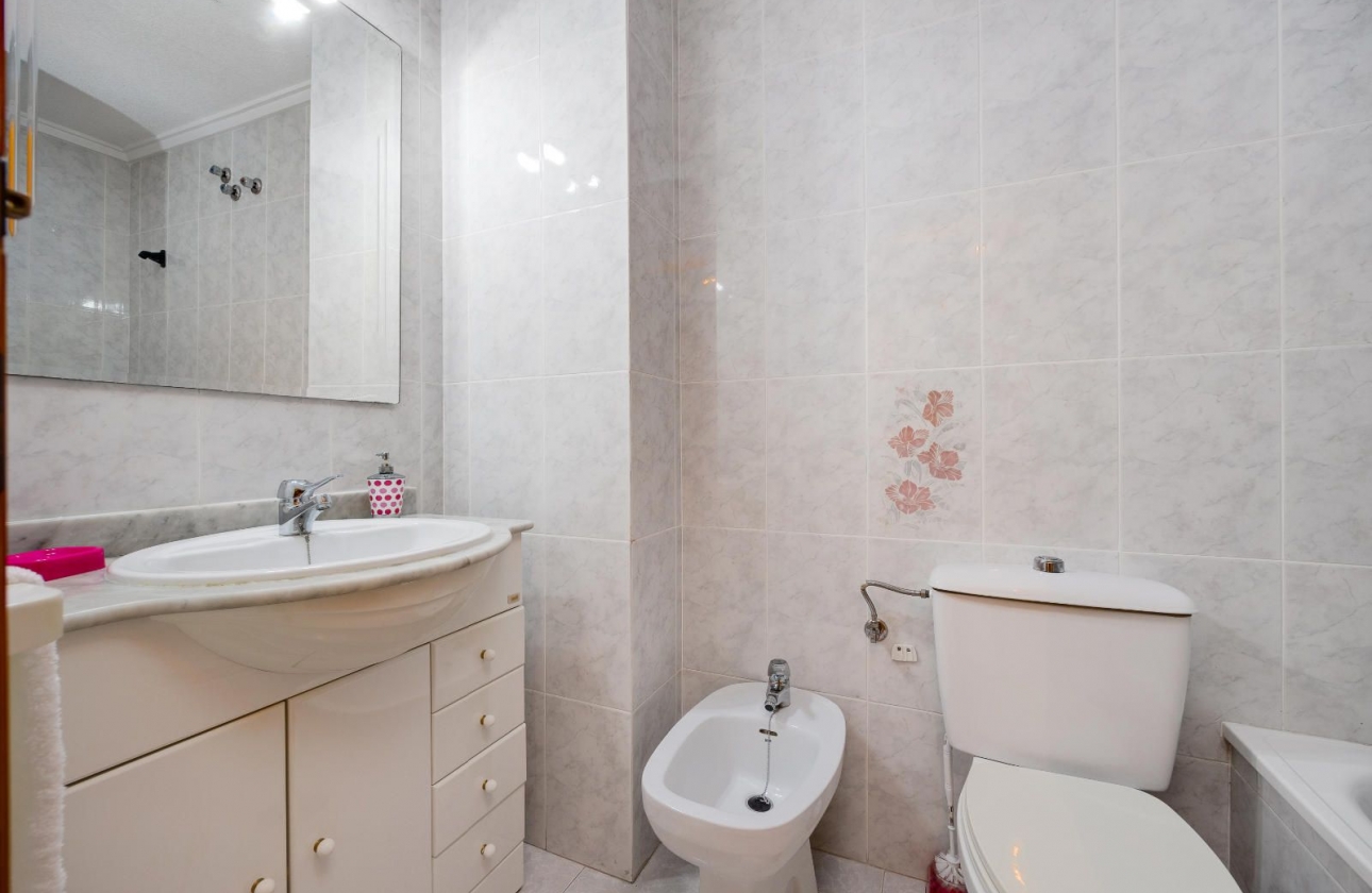Rynek wtórny - Apartament - Torrevieja - Acequion