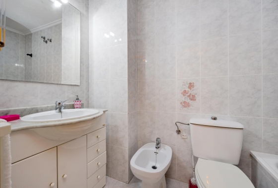 Rynek wtórny - Apartament - Torrevieja - Acequion