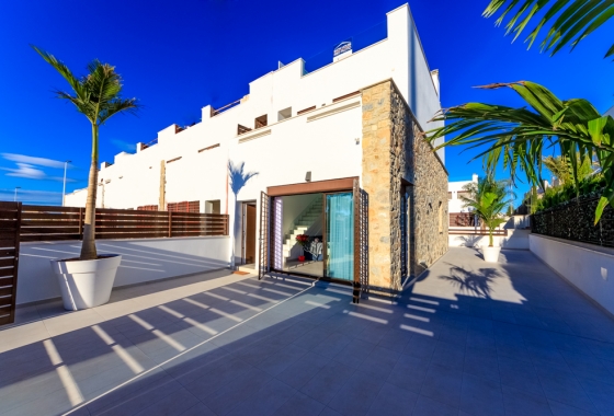 Obra nueva - Adosado - Pilar de la Horadada