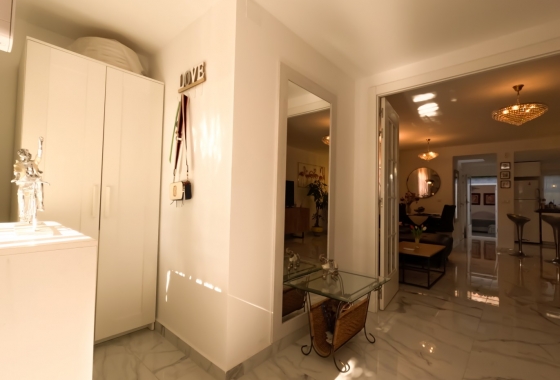 Rynek wtórny - Szeregowiec - Torrevieja - El Acequión - Los Náufragos