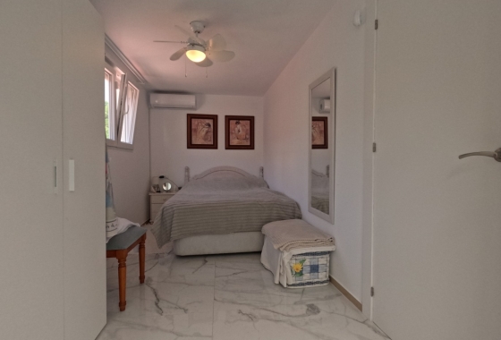 Rynek wtórny - Szeregowiec - Torrevieja - El Acequión - Los Náufragos