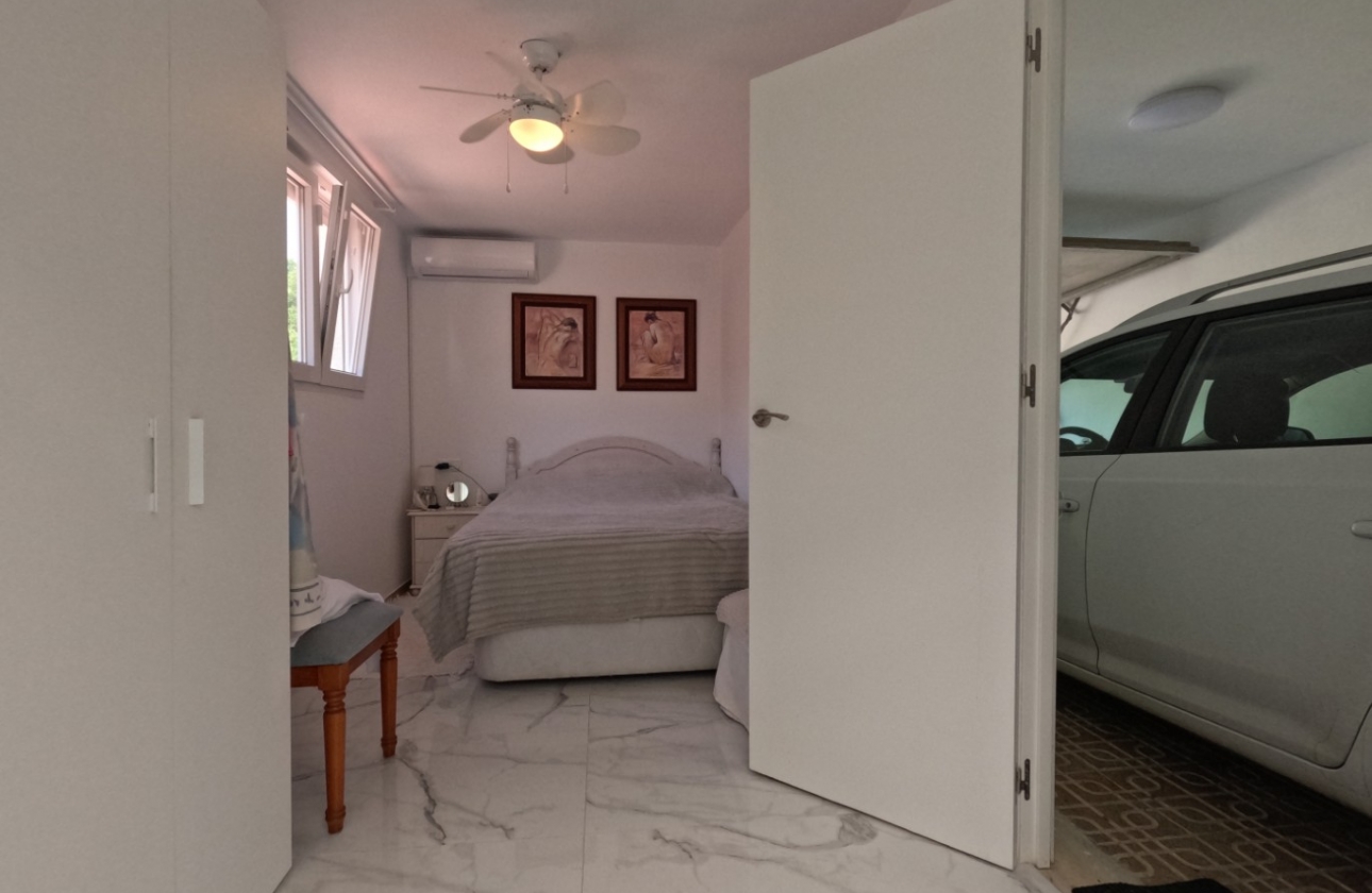 Rynek wtórny - Szeregowiec - Torrevieja - El Acequión - Los Náufragos