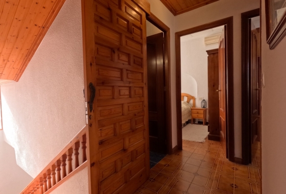 Rynek wtórny - Szeregowiec - Torrevieja - El Acequión - Los Náufragos