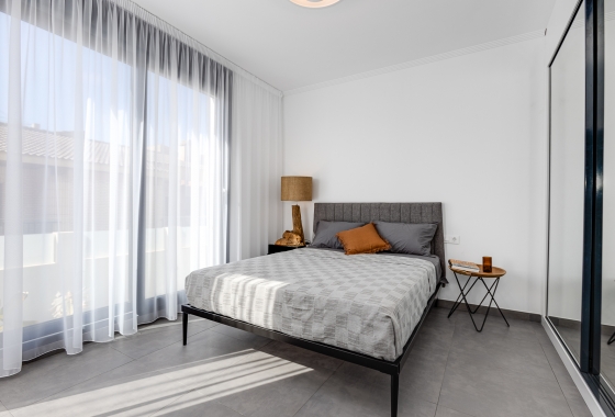 Rynek pierwotny - Detached - Torrevieja - La Mata