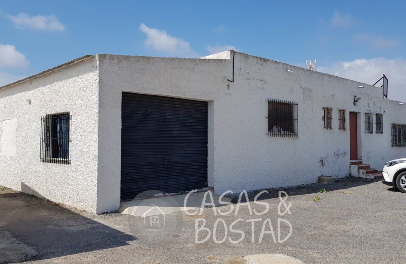Resale - Country House - Los Montesinos