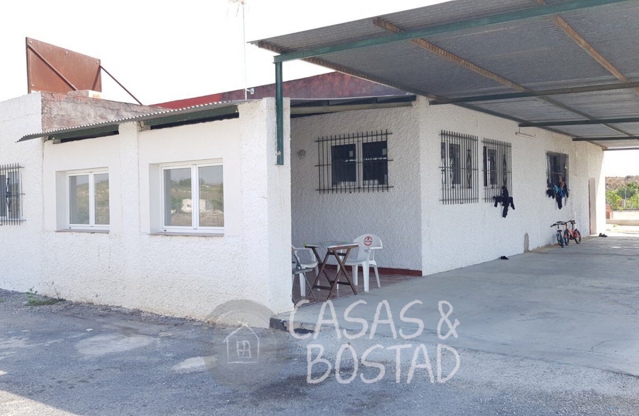 Resale - Country House - Los Montesinos