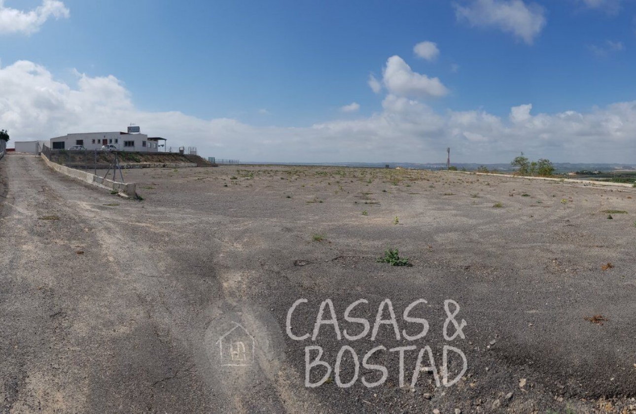 Resale - Country House - Los Montesinos