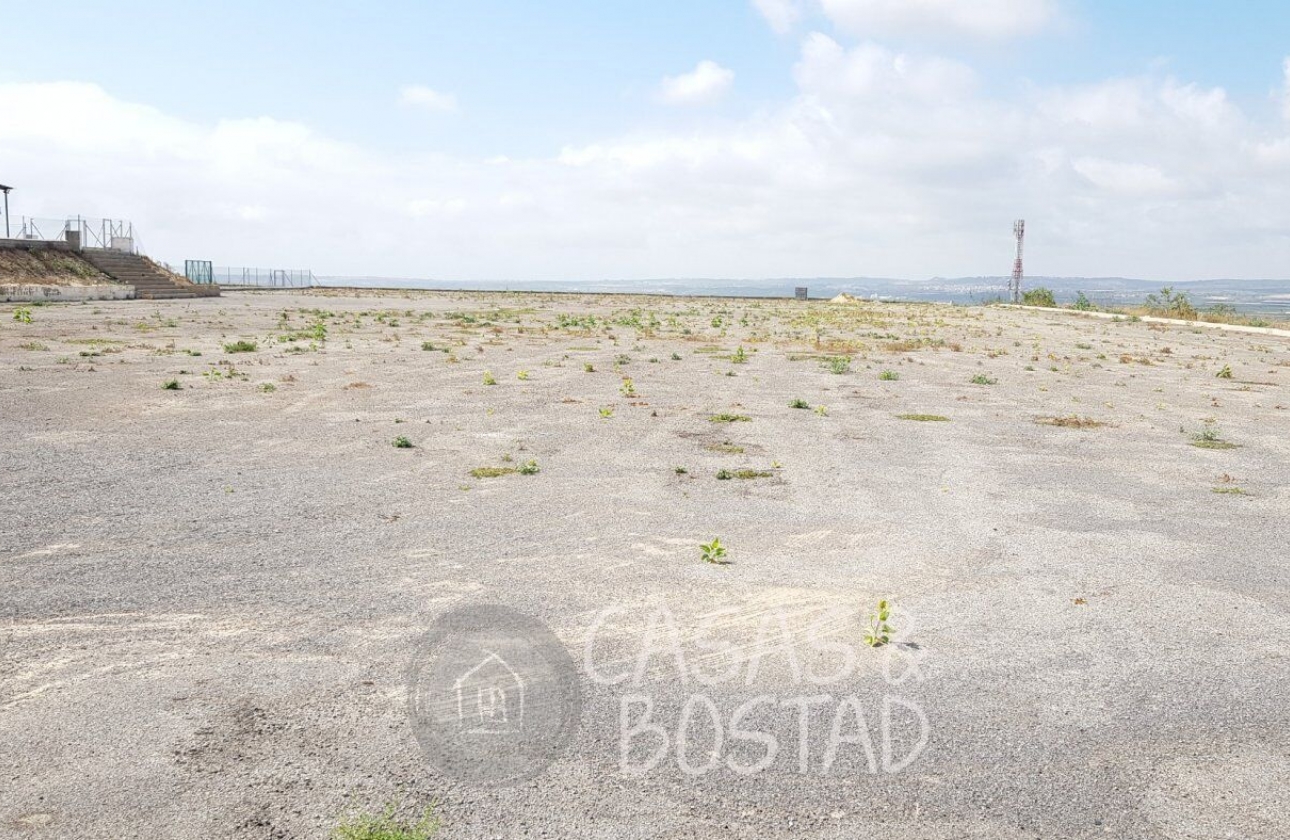 Resale - Country House - Los Montesinos