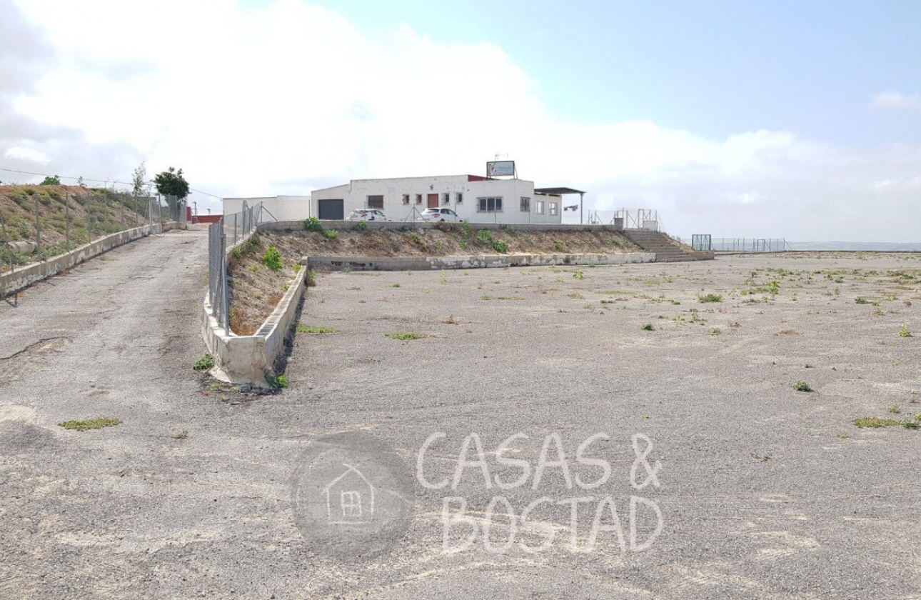 Resale - Country House - Los Montesinos