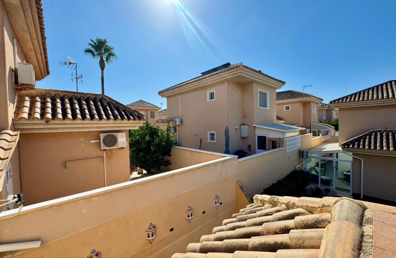 Rynek wtórny - Villa - Torrevieja - Los Altos