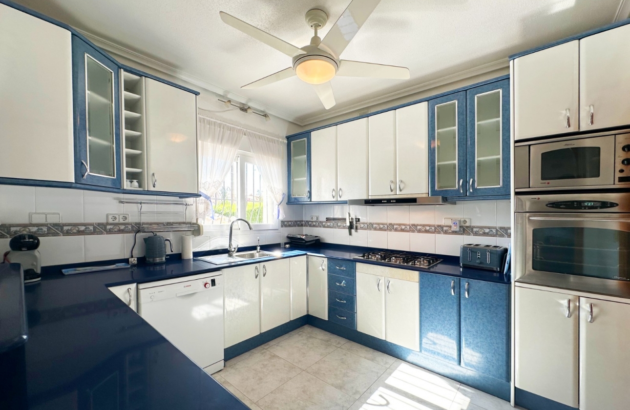 Rynek wtórny - Villa - Orihuela Costa - Playa Flamenca