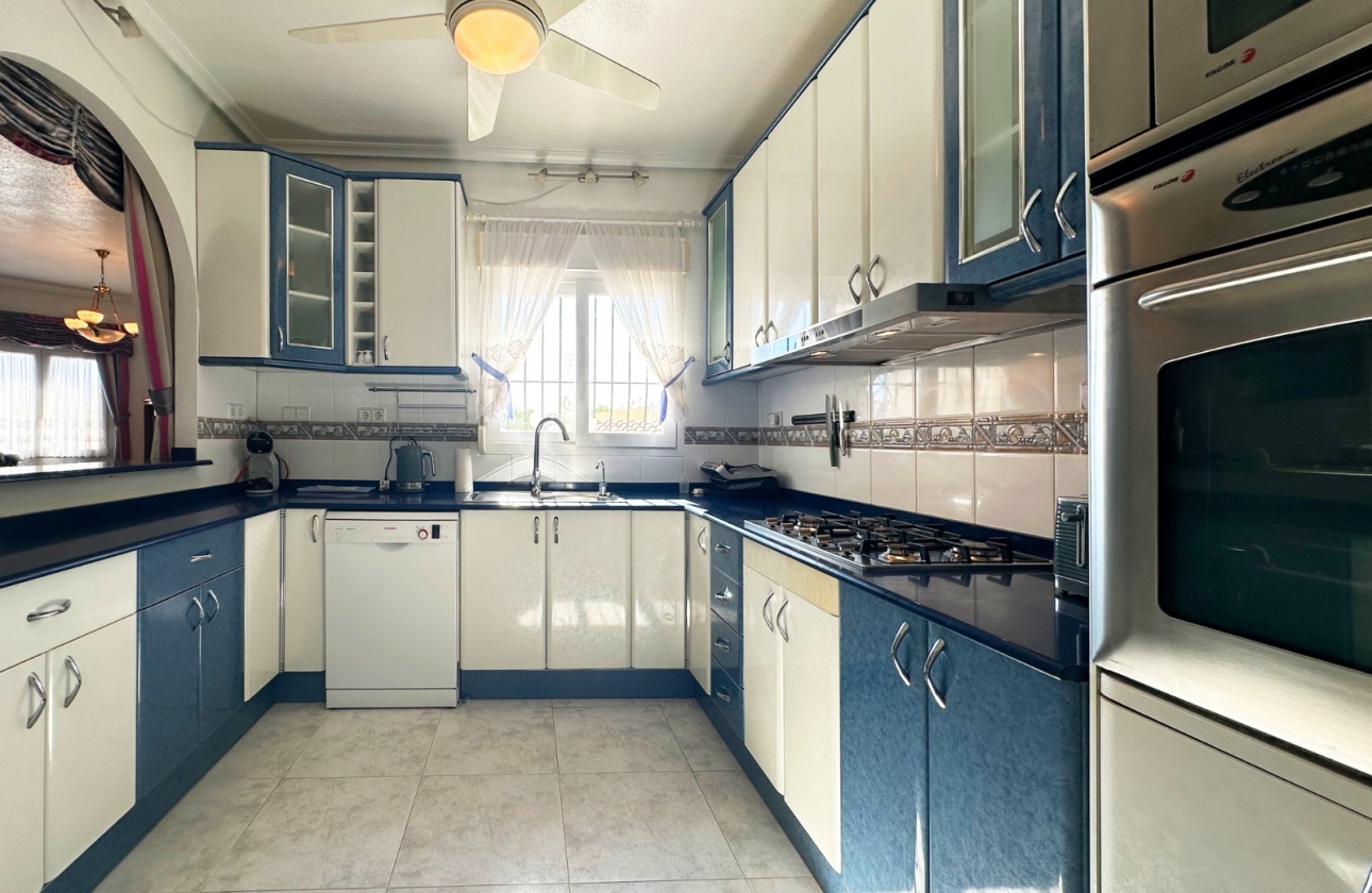 Rynek wtórny - Villa - Orihuela Costa - Playa Flamenca