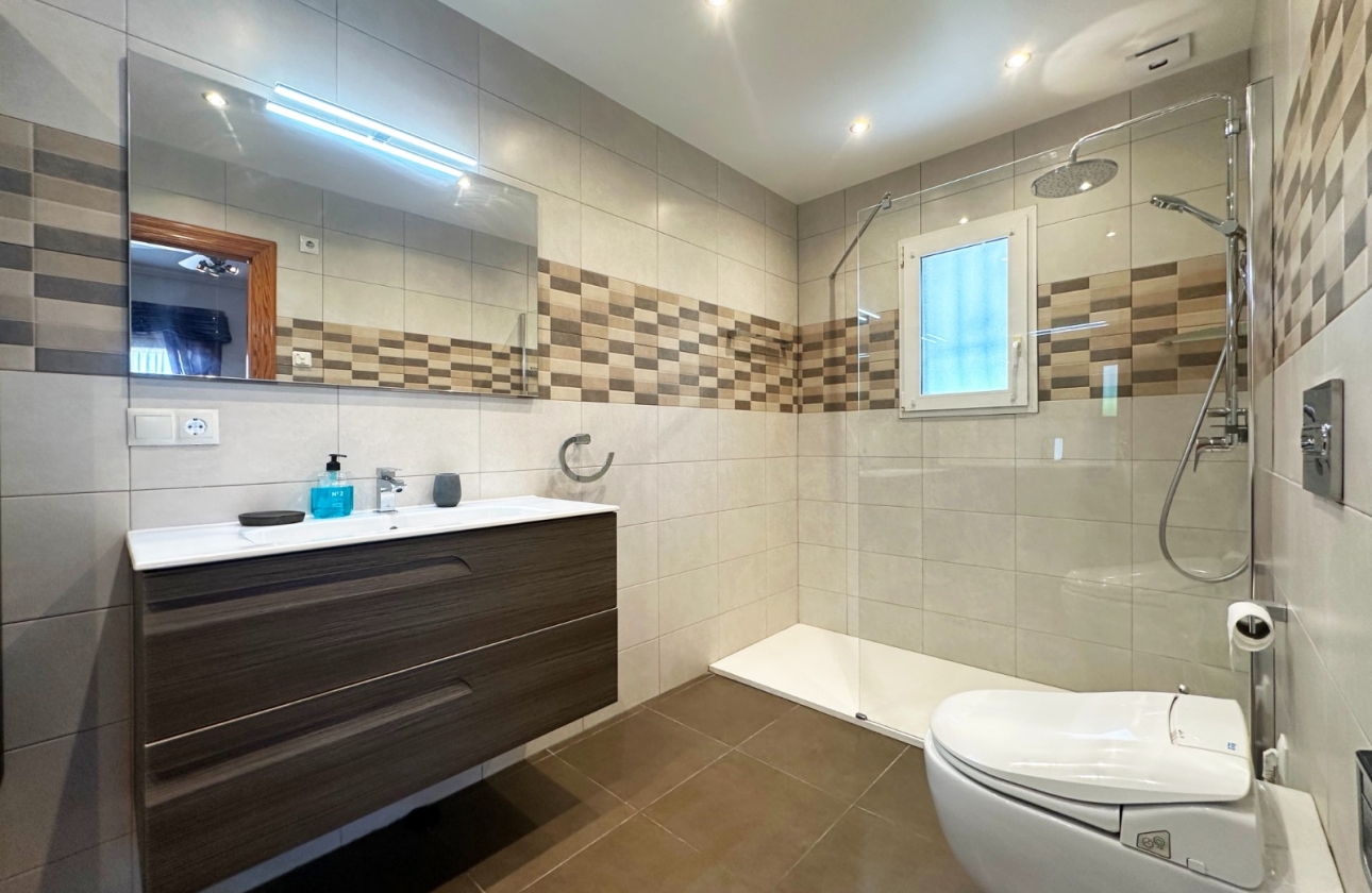 Rynek wtórny - Villa - Orihuela Costa - Playa Flamenca