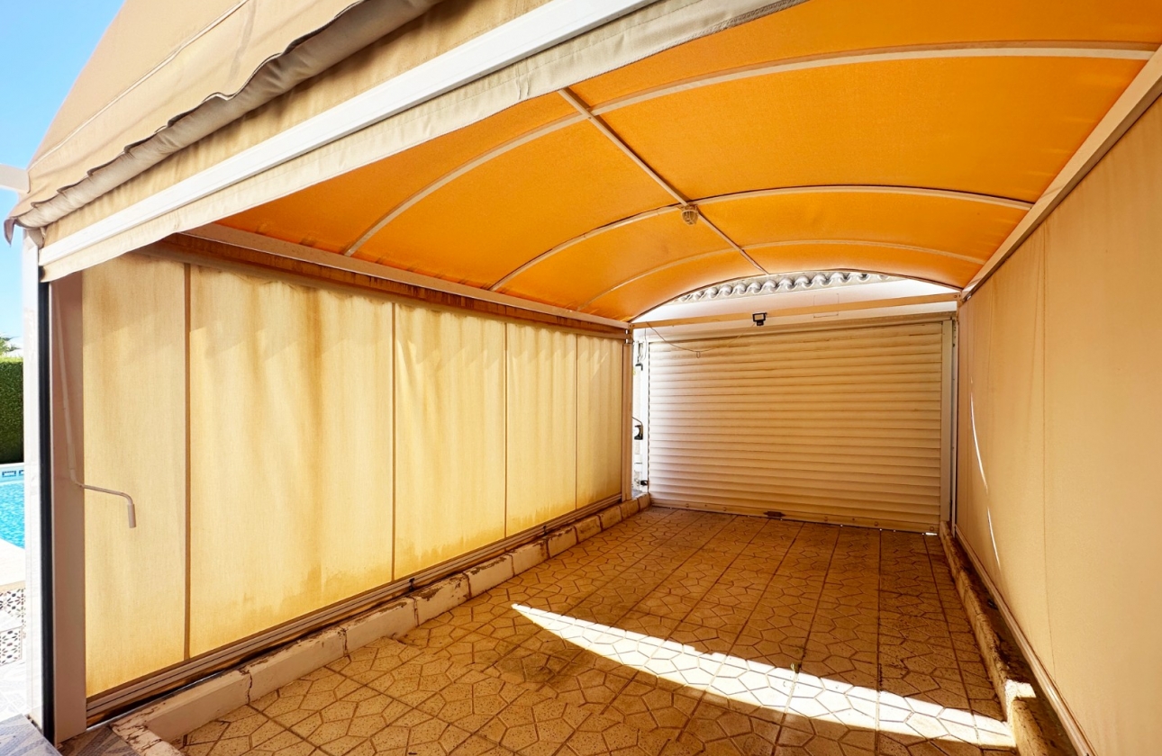 Rynek wtórny - Villa - Orihuela Costa - Playa Flamenca