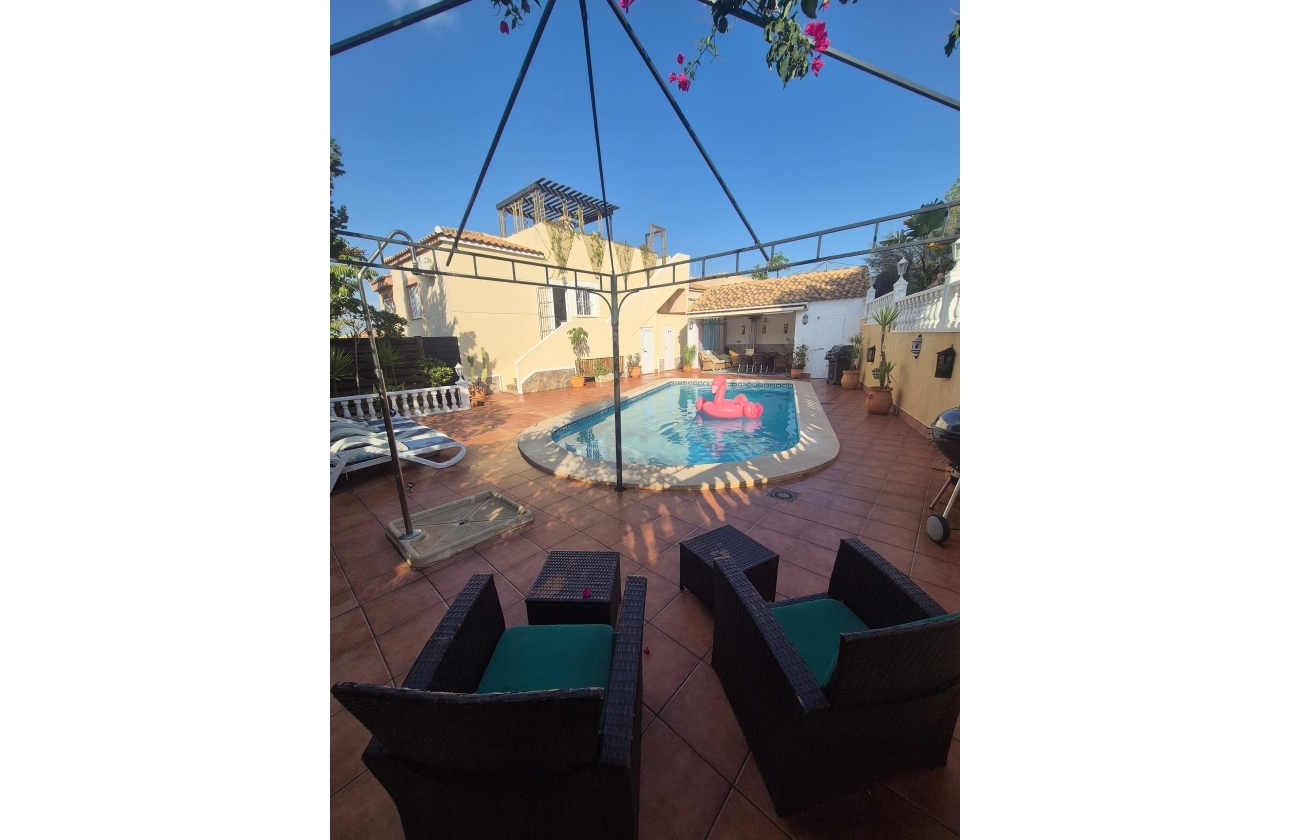 Reventa - Villa - San Miguel de Salinas