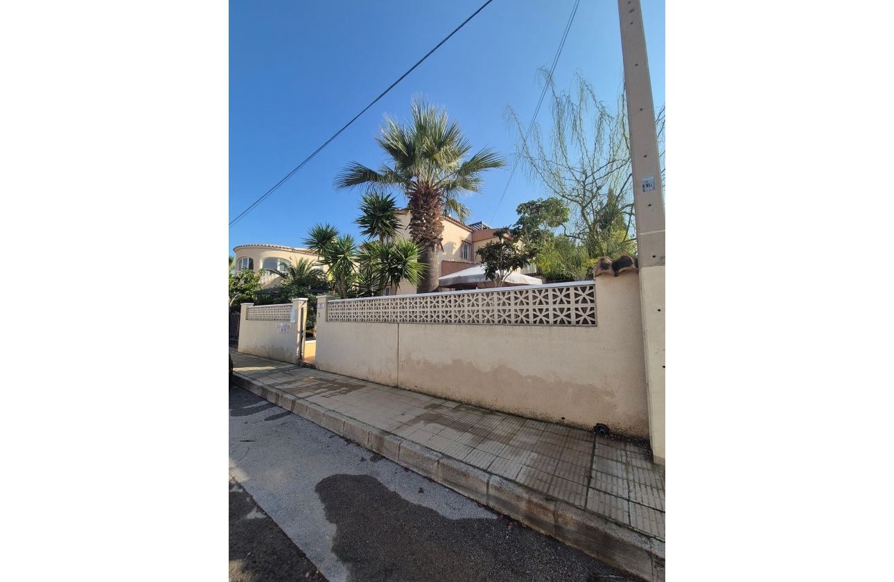 Reventa - Villa - San Miguel de Salinas