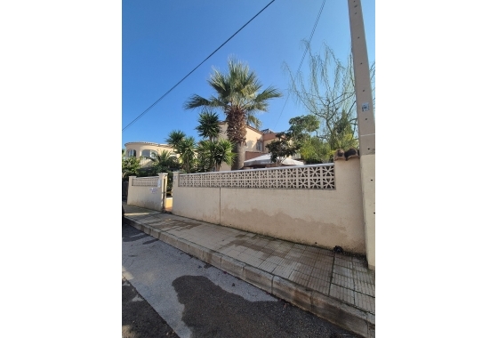 Reventa - Villa - San Miguel de Salinas