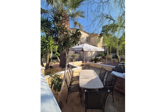 Reventa - Villa - San Miguel de Salinas