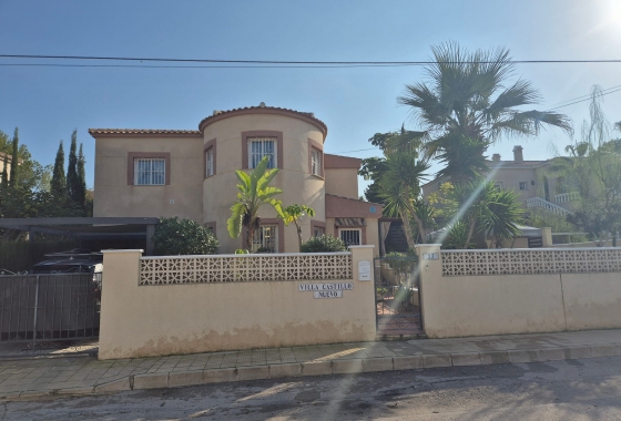 Reventa - Villa - San Miguel de Salinas