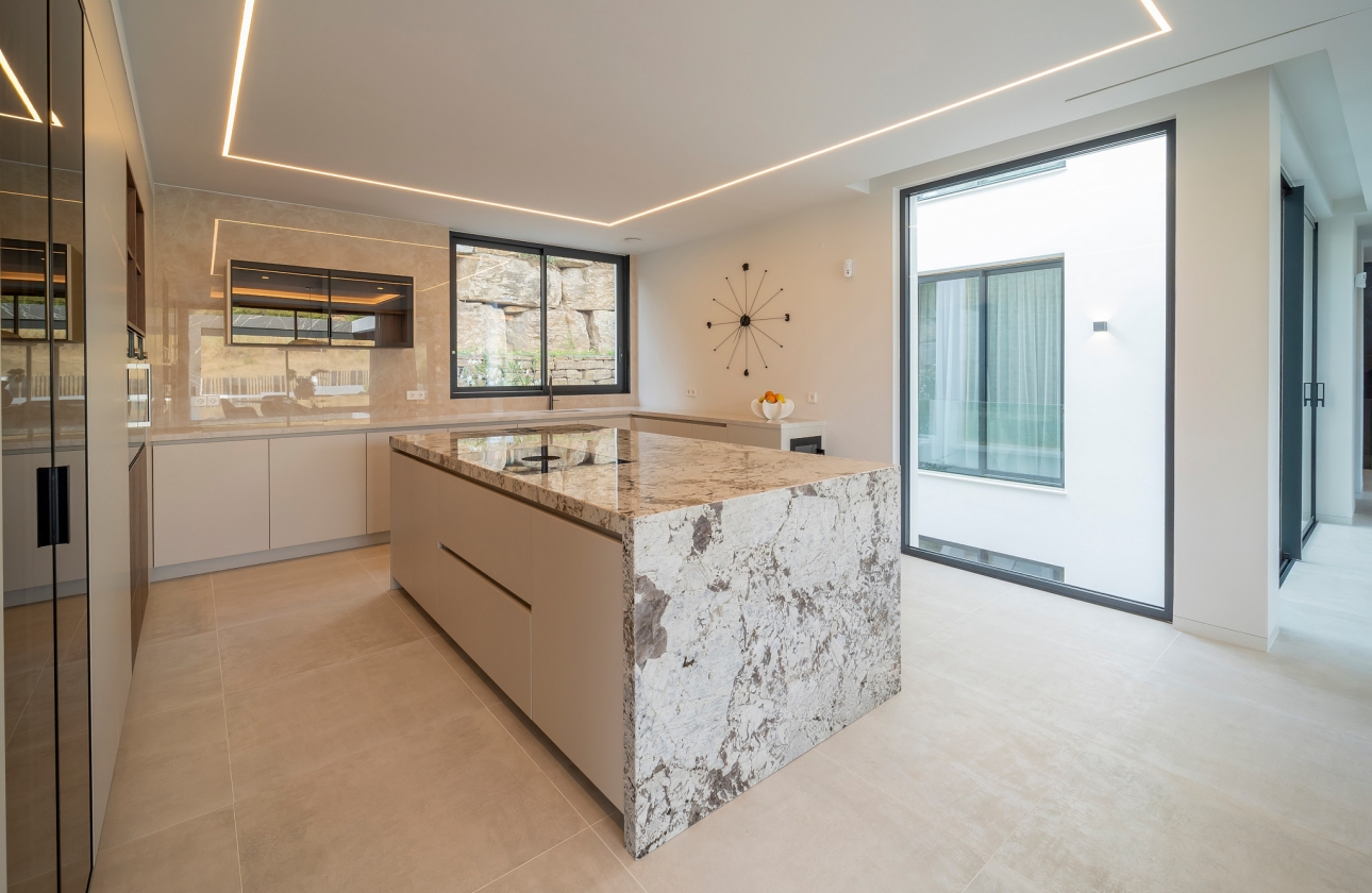 New Build - Villa - Marbella - El Paraíso