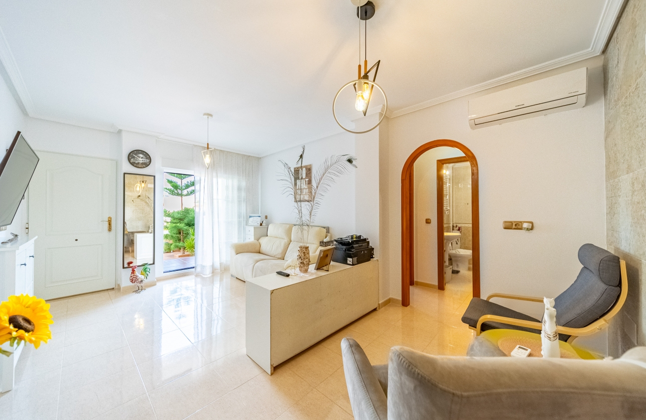 Rynek wtórny - Apartament - Orihuela Costa - Lomas de Cabo Roig