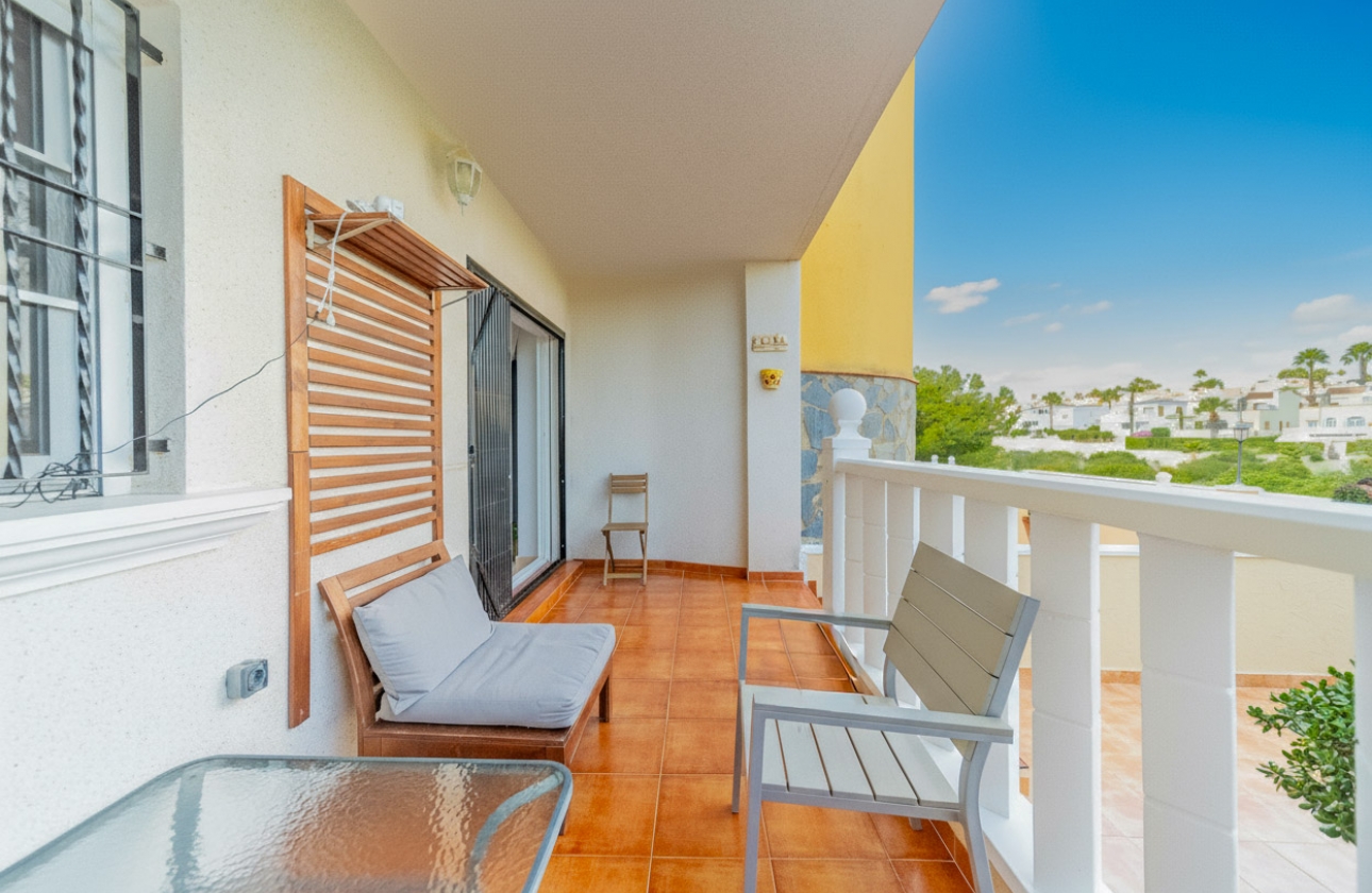 Rynek wtórny - Apartament - Orihuela Costa - Lomas de Cabo Roig