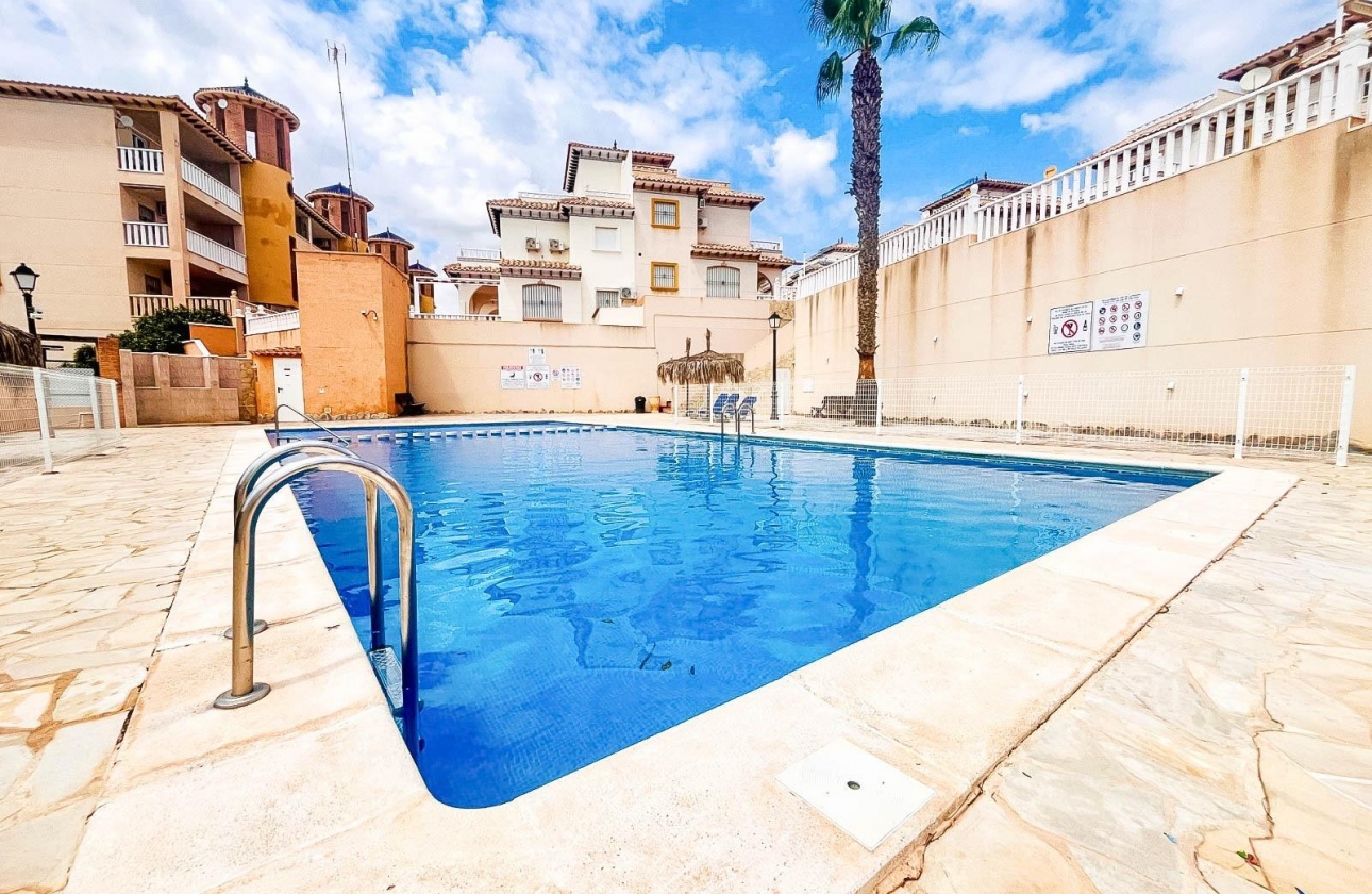Rynek wtórny - Apartament - Orihuela Costa - Lomas de Cabo Roig