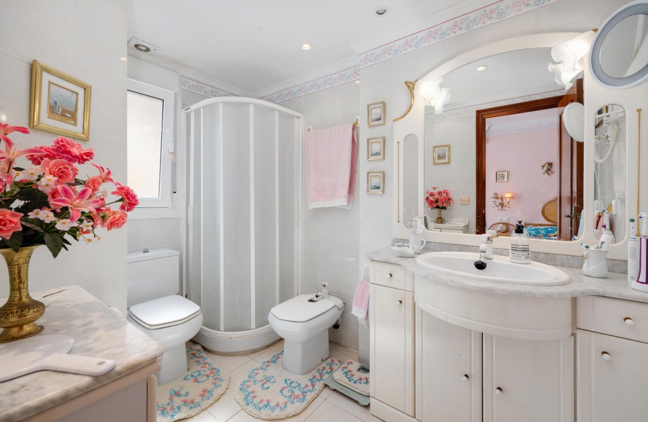 Rynek wtórny - Apartament - Torrevieja - La Mata