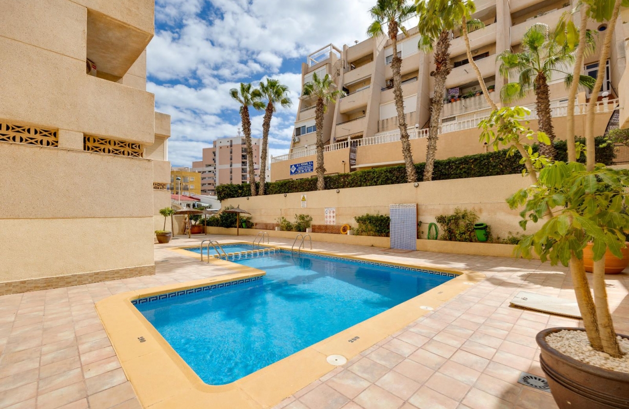 Rynek wtórny - Apartament - Torrevieja - La Mata