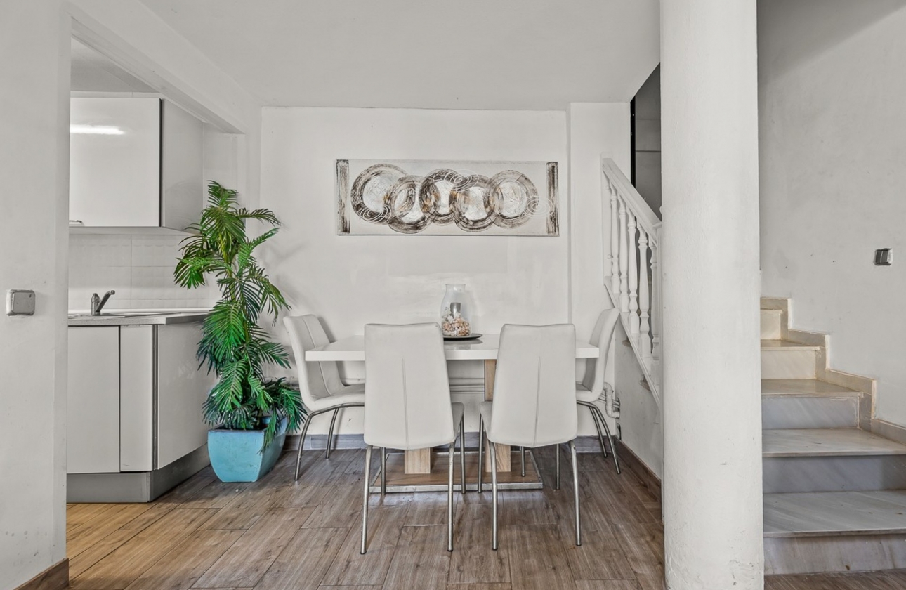 Rynek wtórny - Villa - Orihuela Costa - Playa Flamenca