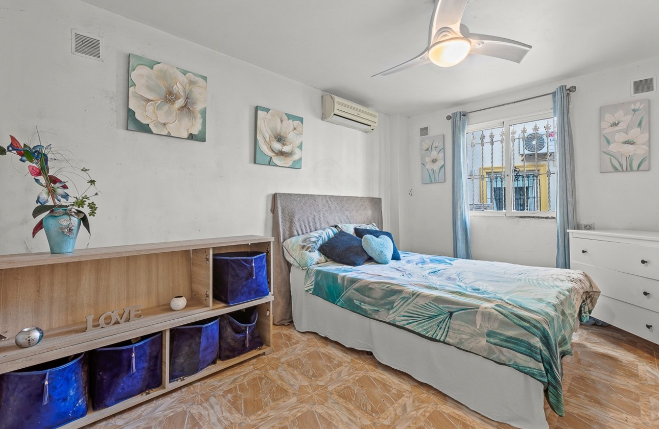 Rynek wtórny - Villa - Orihuela Costa - Playa Flamenca