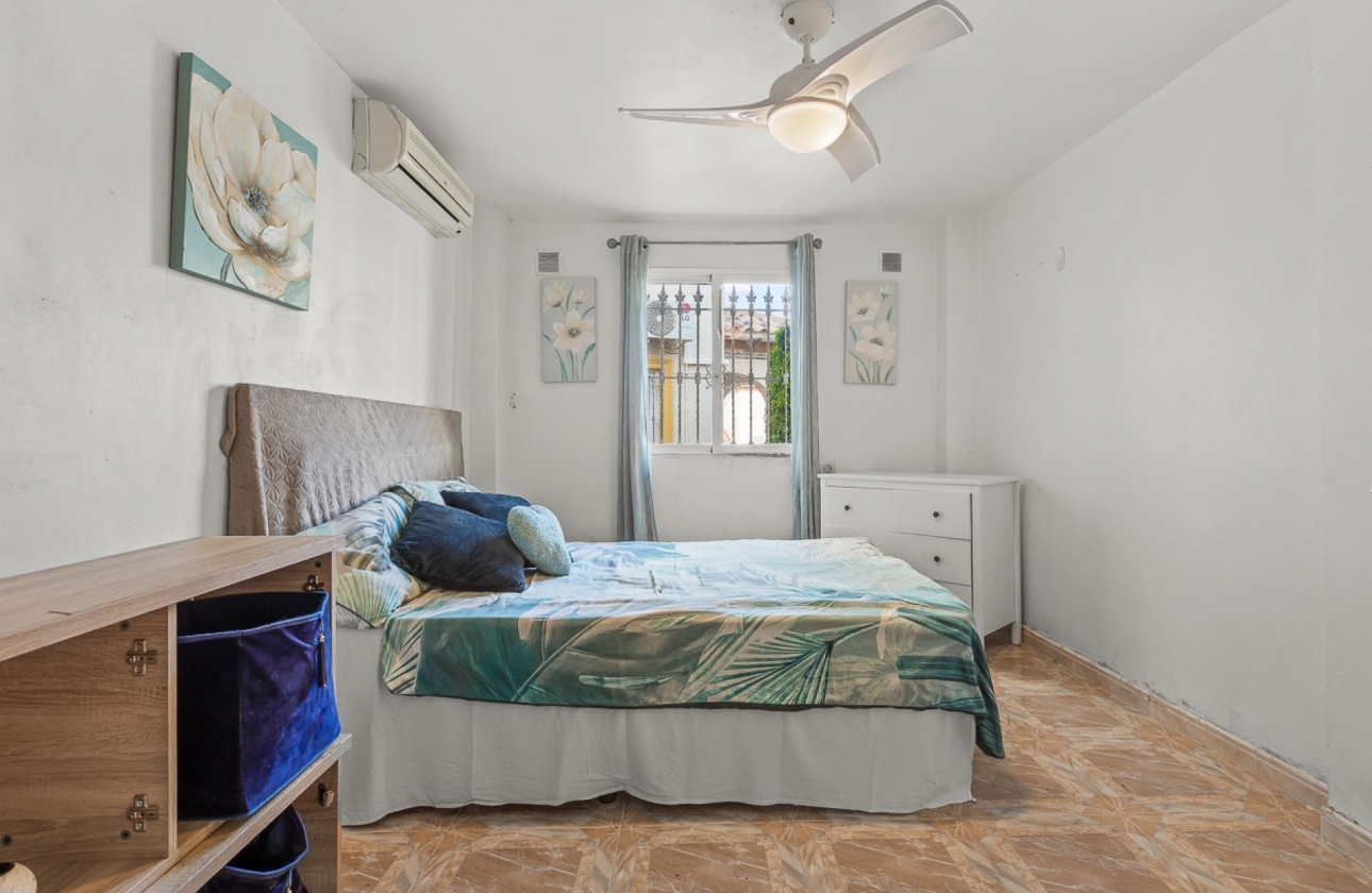 Rynek wtórny - Villa - Orihuela Costa - Playa Flamenca