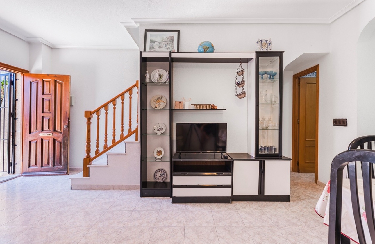 Rynek wtórny - Szeregowiec - Orihuela Costa - Playa Flamenca